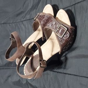 Tribeca by Kenneth Cole platform heels